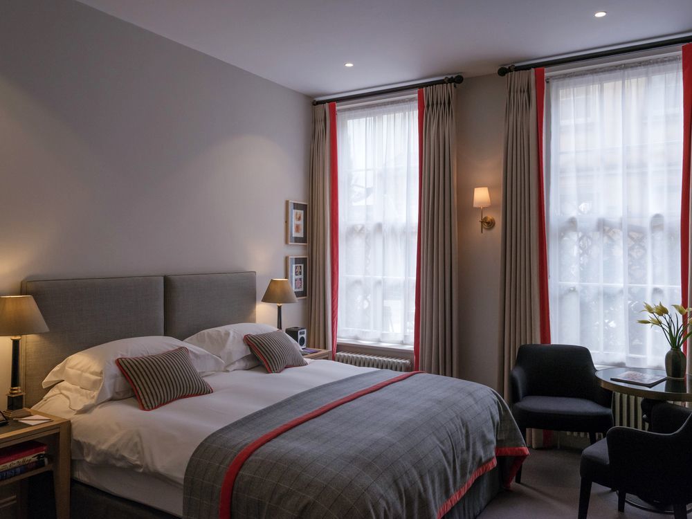 Hotel Old Bank 5*